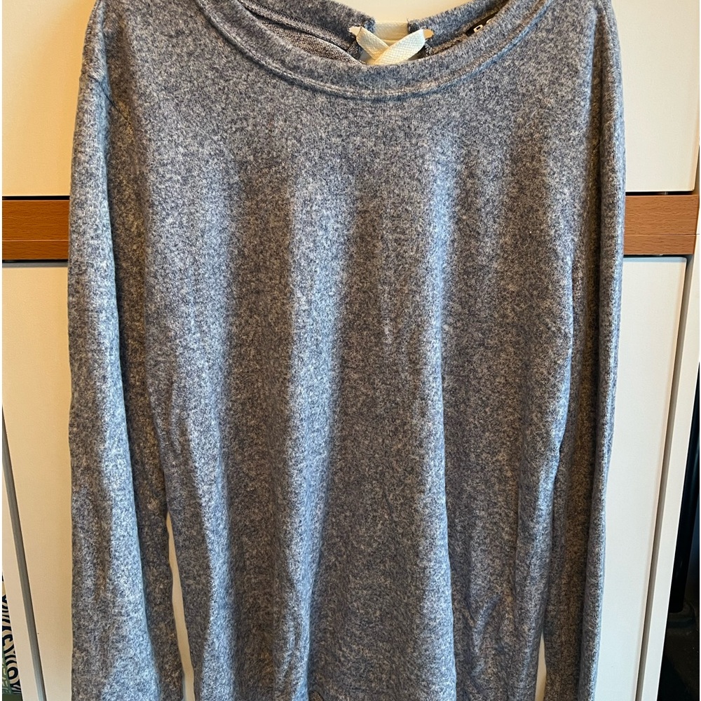 Tie up Sweater